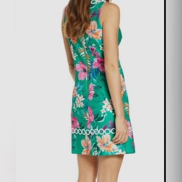 Eliza J, Exquisite Crochet-Embroidery Floral Dress, Excellent Condition Size 4 - Picture 4 of 12